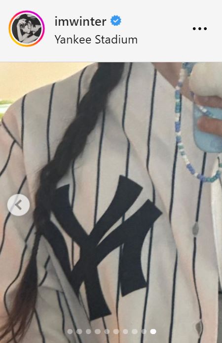 WINTERのインスタグラムから