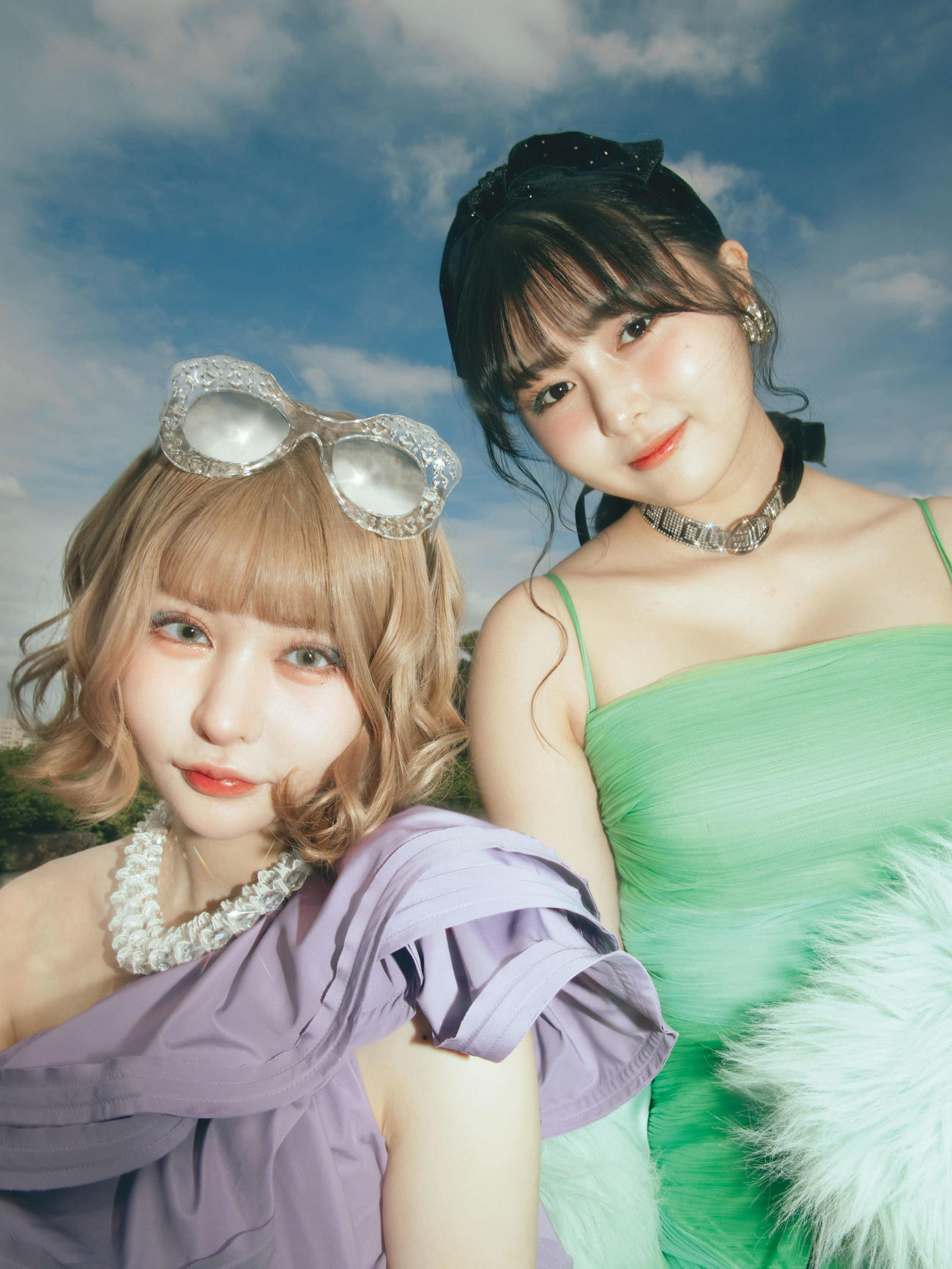 「戦慄かなの×頓知気さきな　femme fataleビジュアルブック」から（C）KODANSHA