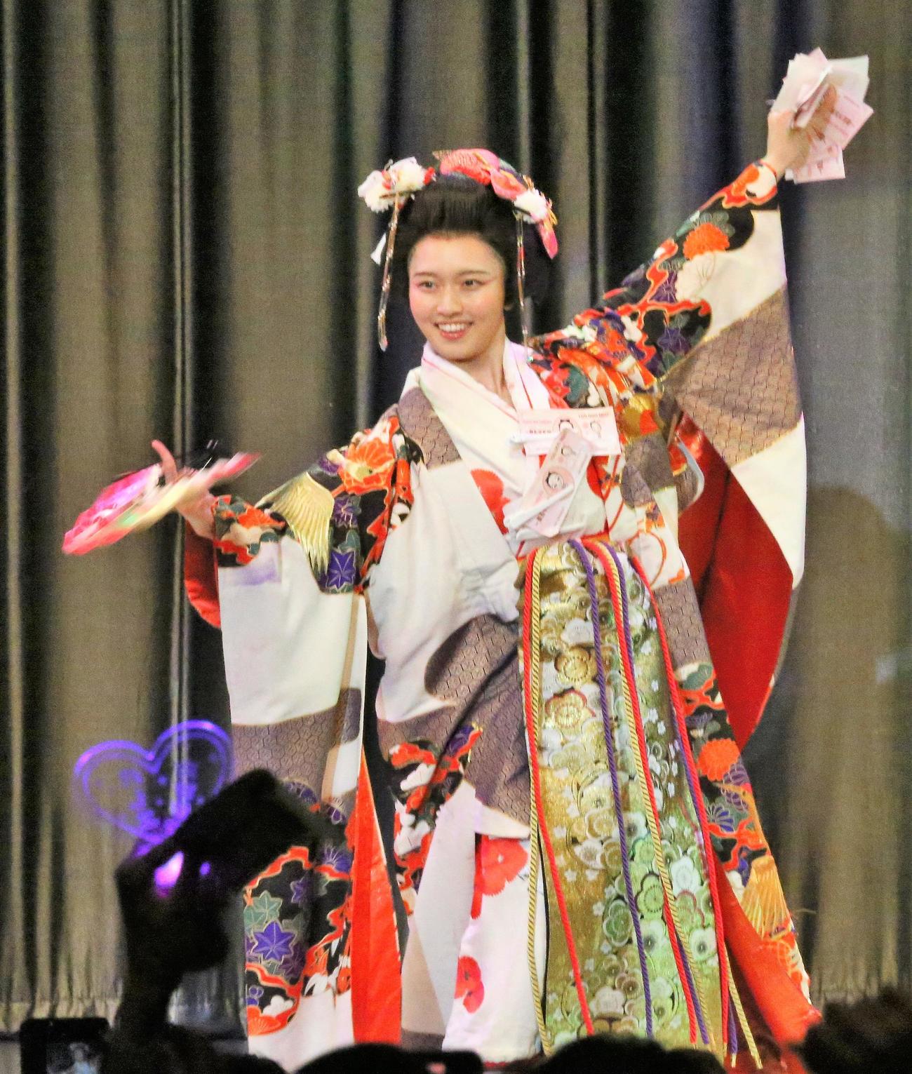 「松浦景子のバレエ大大好き～ルミネtheよしもとからこんにちワルツ～」に出演する松浦景子