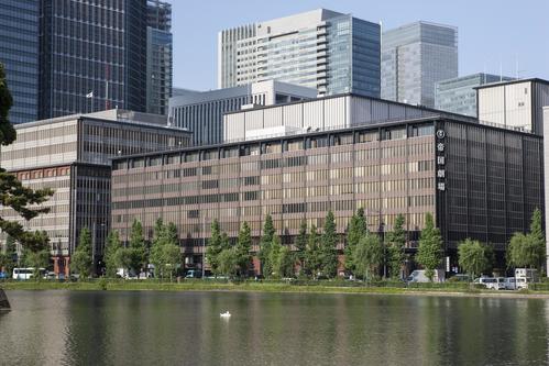 舞台「ドリームボーイズ」を上演する帝国劇場