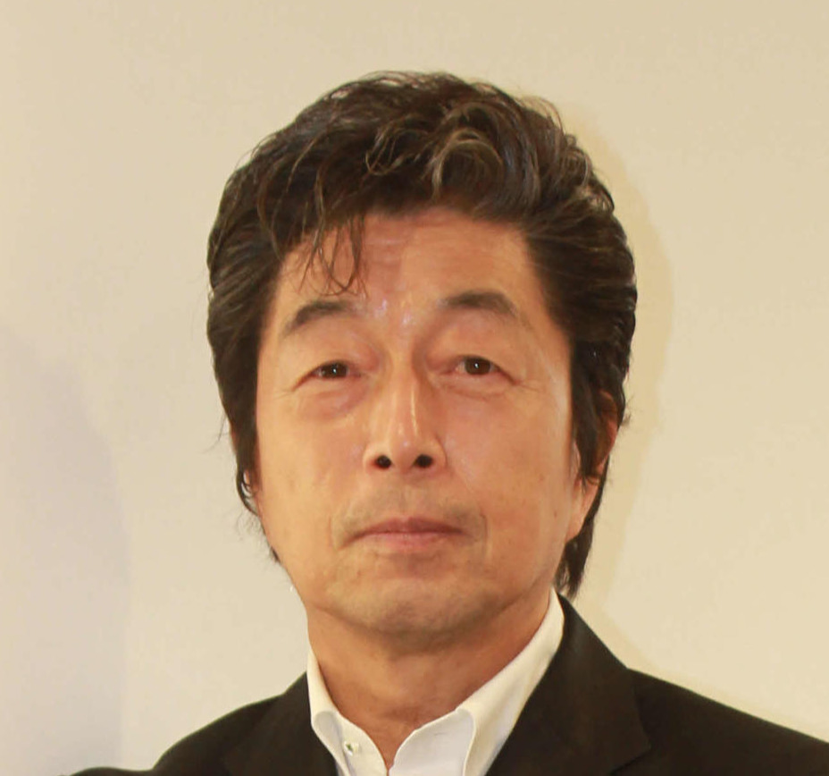 中村雅俊（2022年8月撮影）