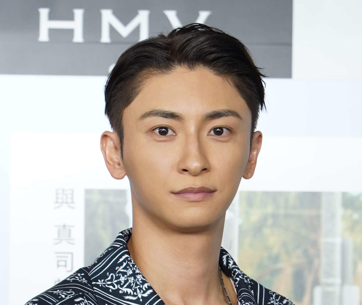 與真司郎が独立を報告「AAAがグループ活動を再開する際にはステージに立ちたい」 - 芸能写真ニュース : 日刊スポーツ