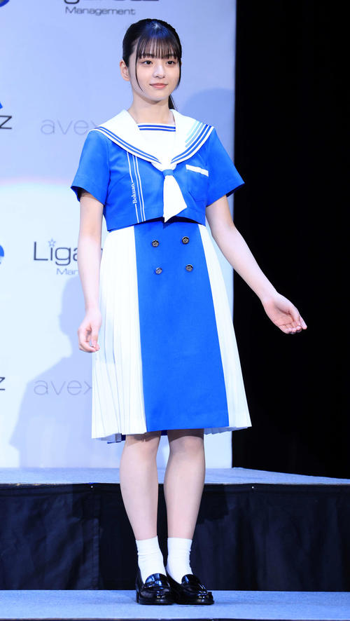 乃木坂46公式ライバル「僕が見たかった青空」誕生であいさつする西森杏弥(撮影・浅見桂子)