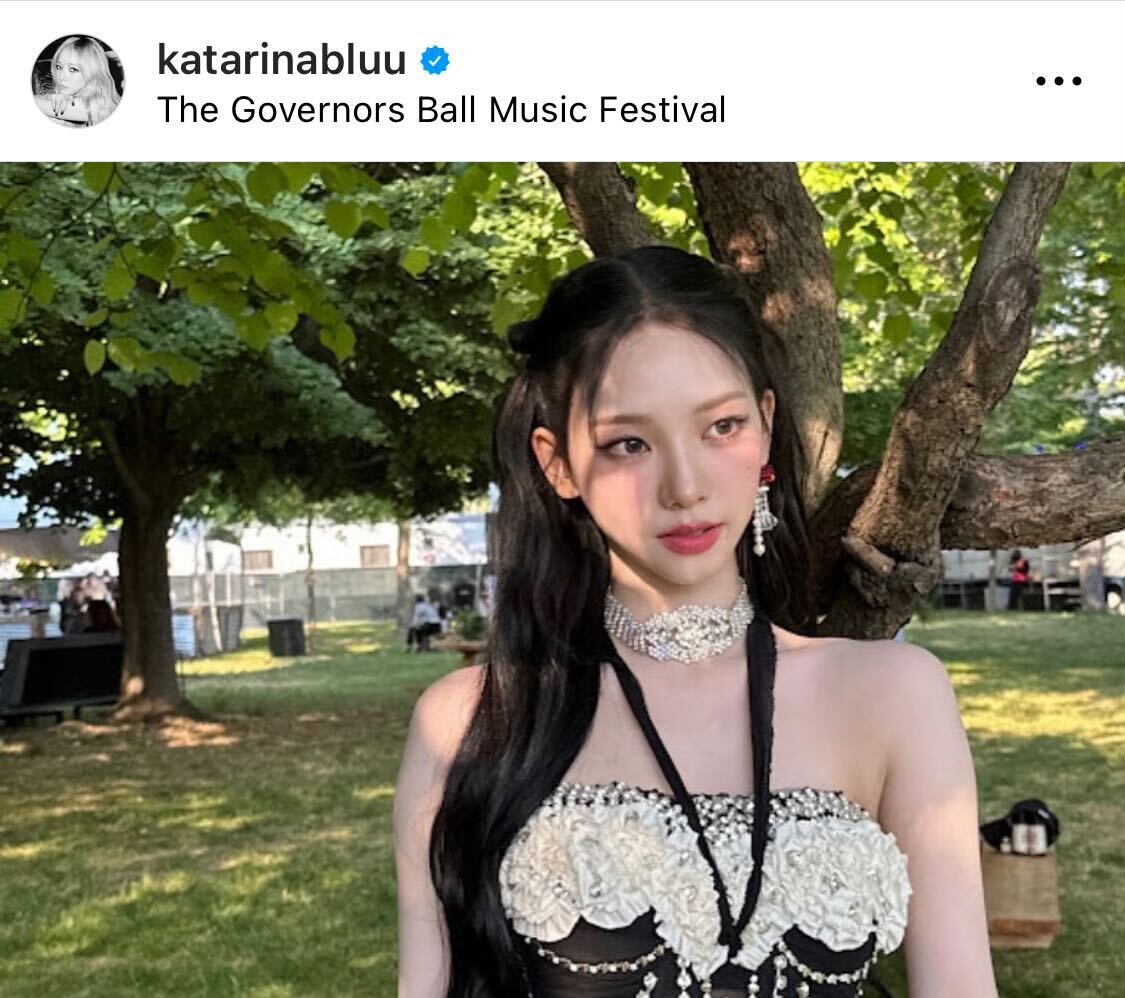 野外音楽フェスのオフショットを投稿したaespaのKARINA（KARINAのインスタグラムから）