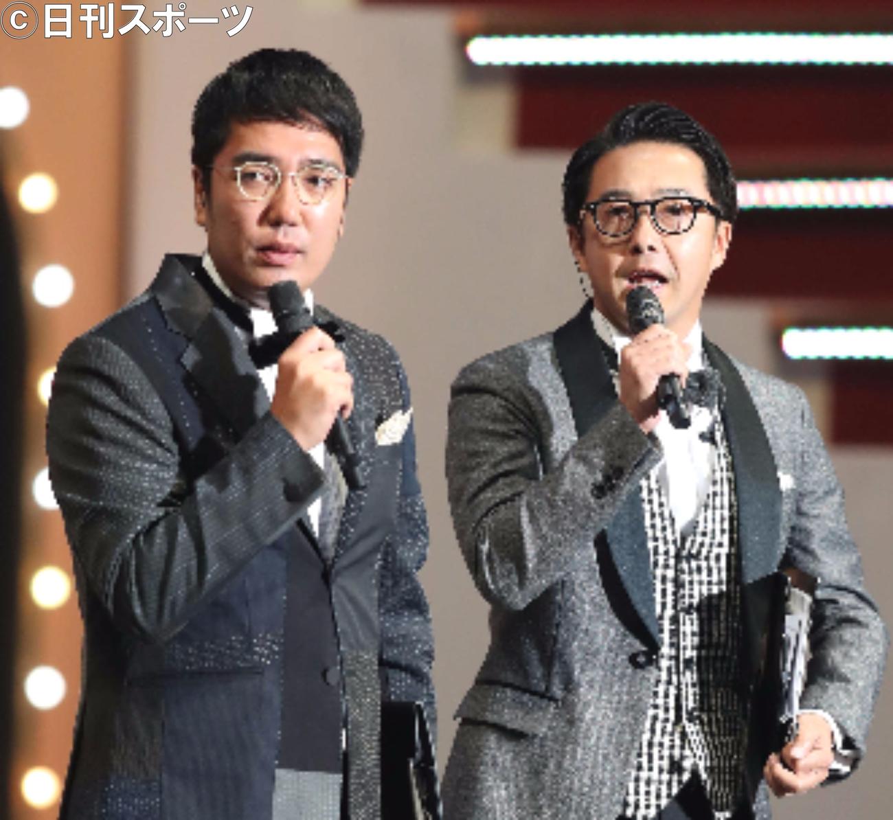 おぎやはぎの小木博明（左）と矢作兼（17年9月撮影）