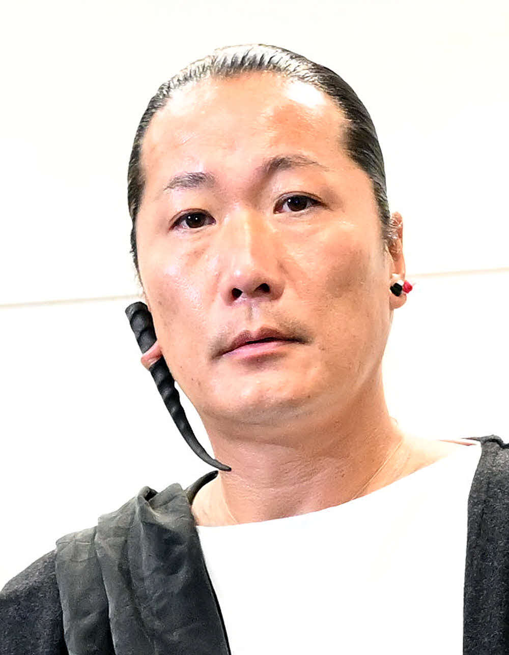 会見に臨むキャンドル・ジュン氏（撮影・滝沢徹郎）