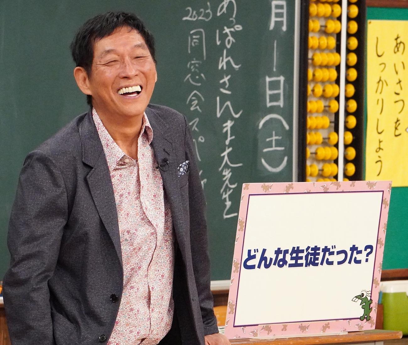 「あっぱれさんま大先生2023同窓会スペシャル」に出演する明石家さんま（C）フジテレビ