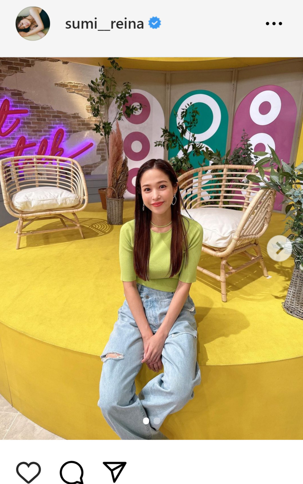 デコ出しヘア姿の鷲見玲奈アナ（鷲見玲奈アナのインスタグラムから）
