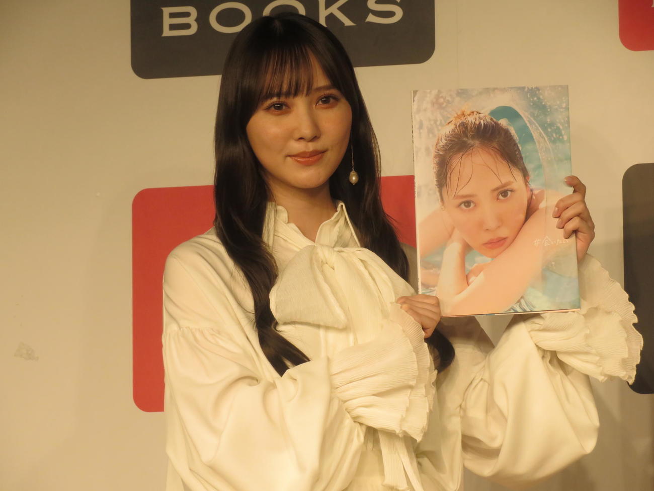ファースト写真集「＃会いたい」の発売記念プレス取材に出席した日向坂46加藤史帆（撮影・横山慧）