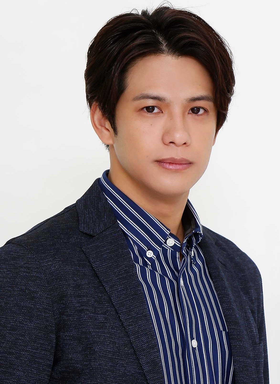 「真夏のシンデレラ」に出演する森崎ウィン