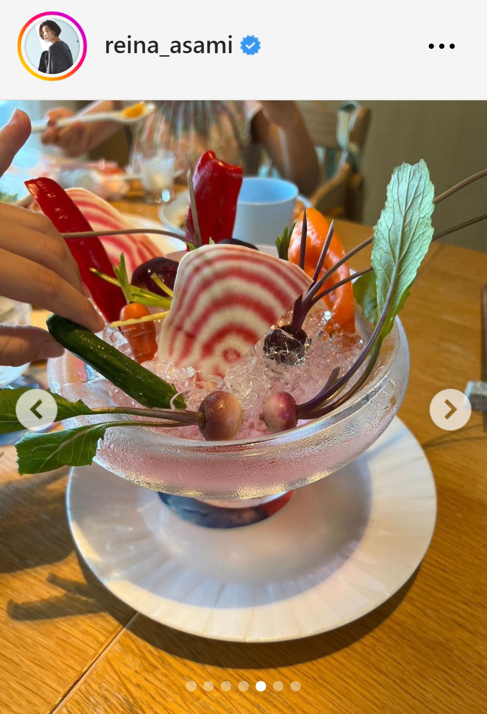 浅見れいなのインスタグラムから