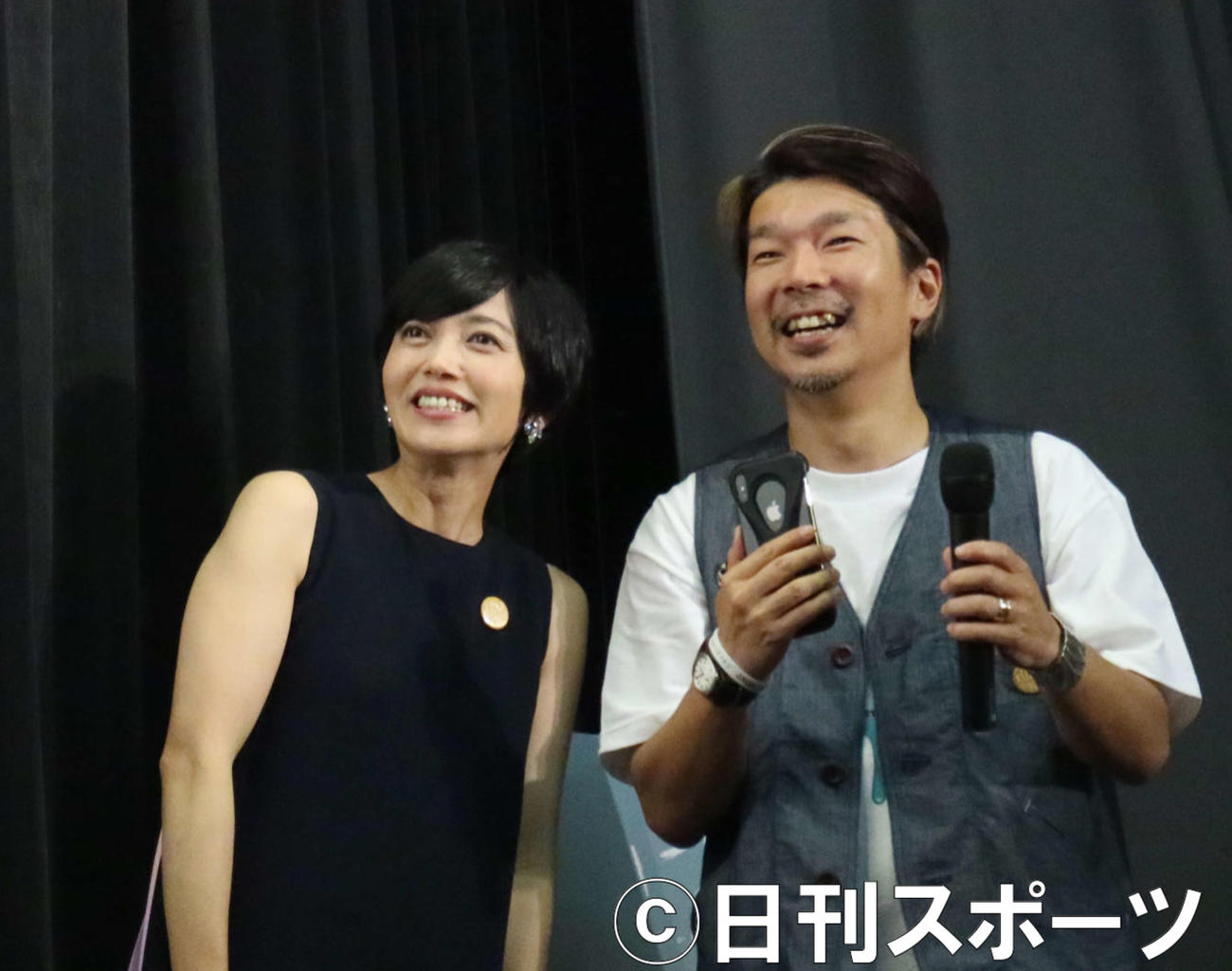 遠藤久美子と夫の横尾初喜氏（2019年6月26日撮影）