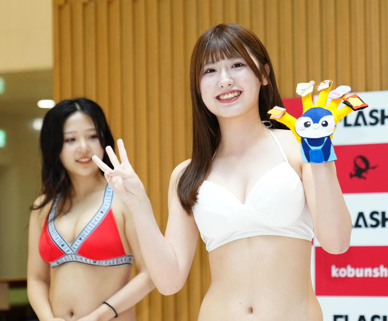 「ミスFLASH2024選考オーディション候補者50名」発表会見に臨む由利美桜（撮影・江口和貴）