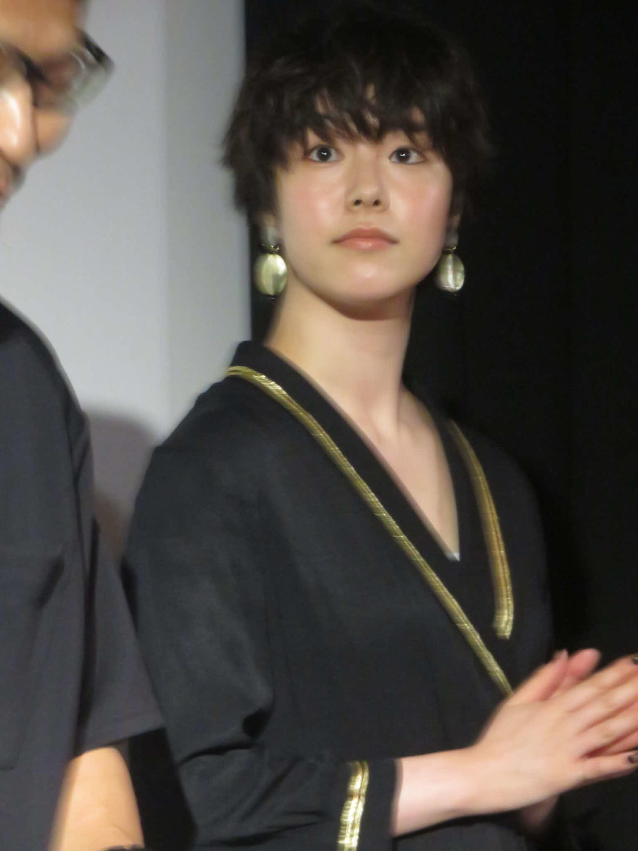 映画「無情の世界」の舞台あいさつに出席した唐田えりか