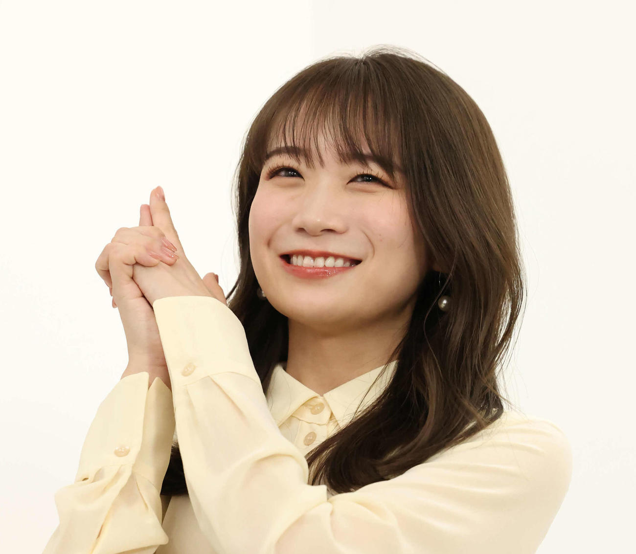 秋元真夏（2023年2月撮影）