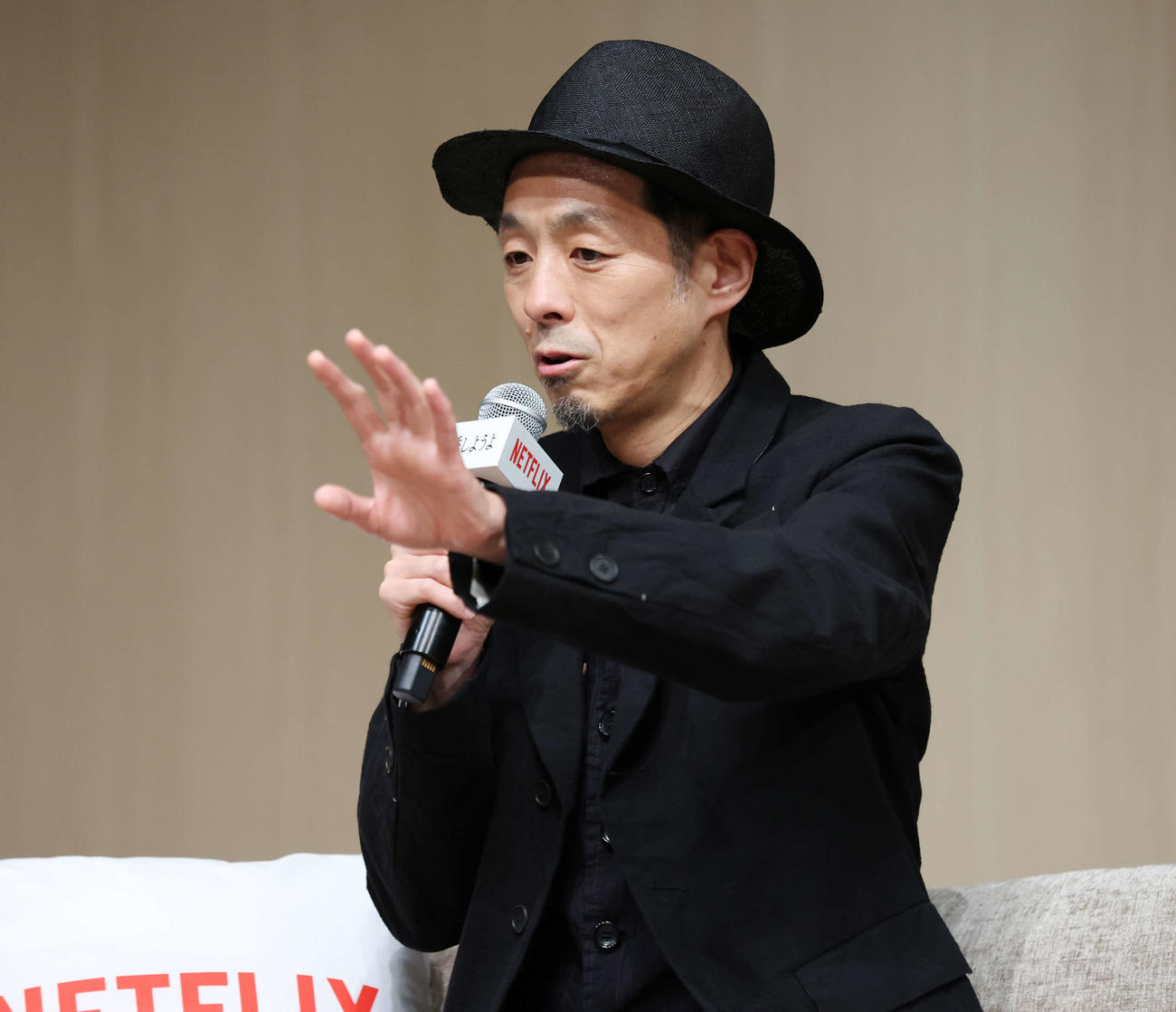 Netflixシリーズ「離婚しようよ」配信記念イベントで話す宮藤官九郎（撮影・宮地輝）