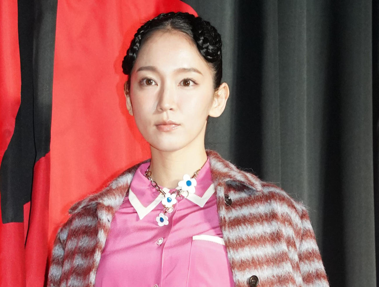 吉岡里帆（23年2月撮影）