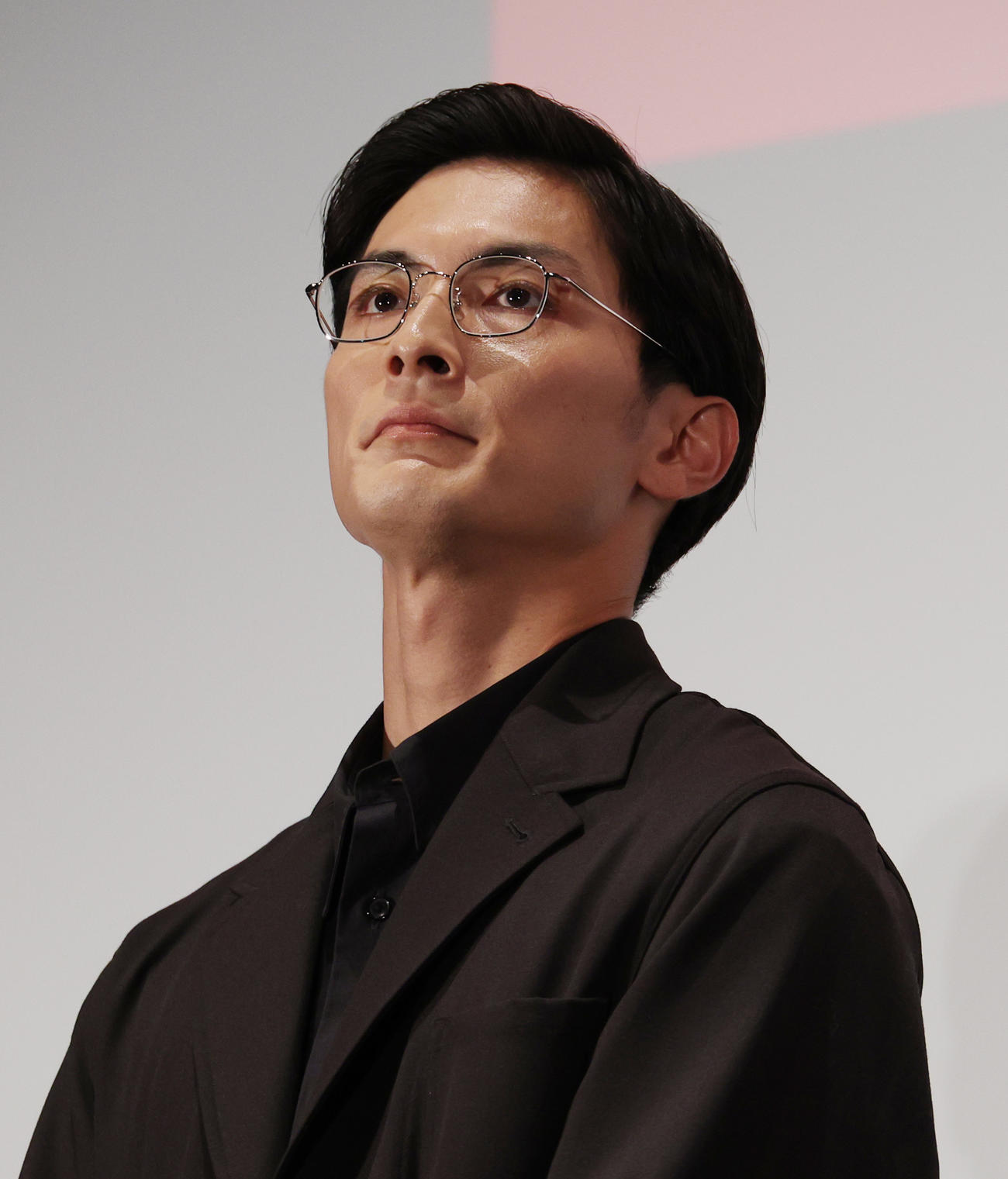 映画「東京リベンジャーズ2」公開記念舞台あいさつを行った高良健吾（撮影・中島郁夫）
