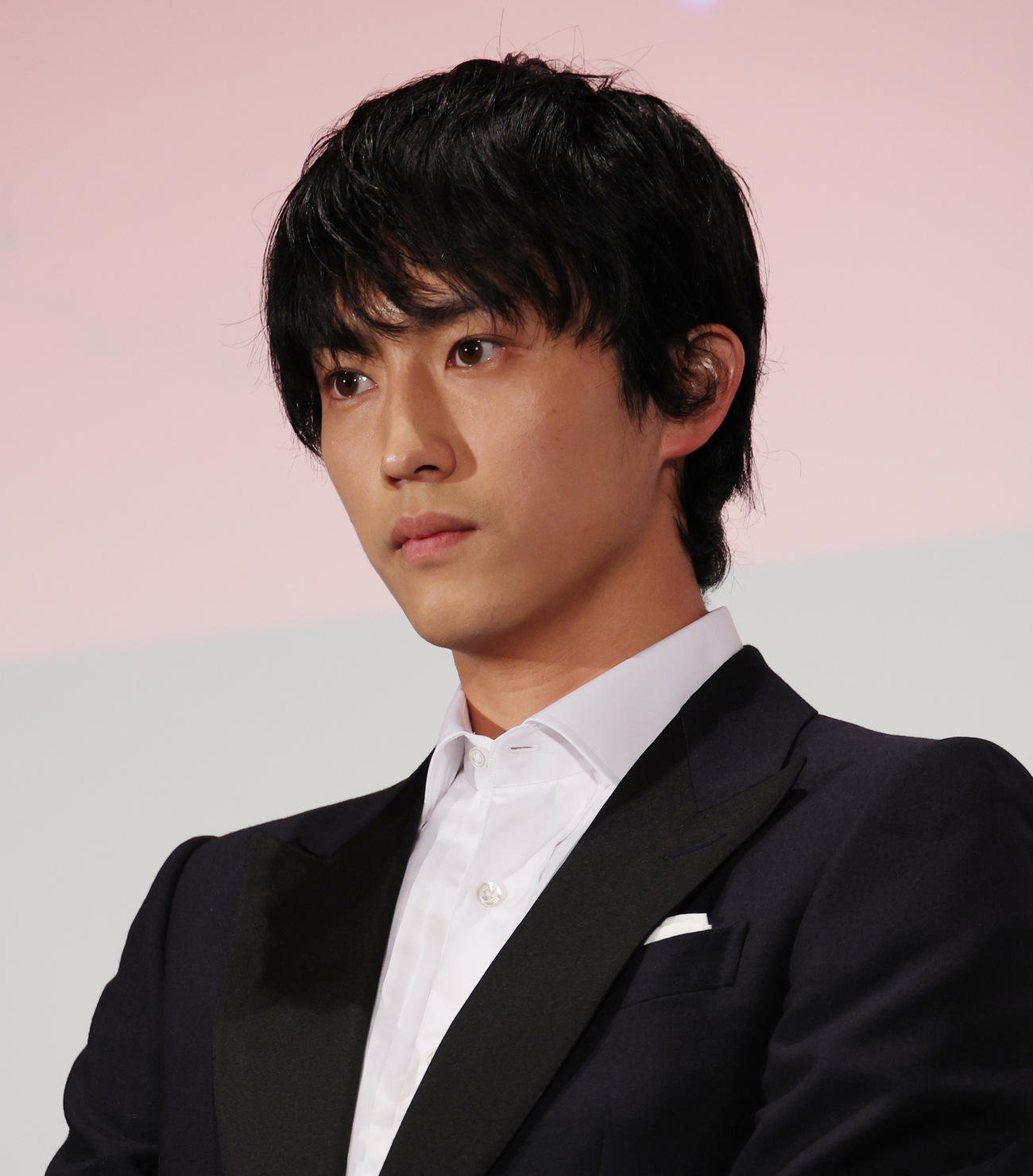 映画「東京リベンジャーズ2」公開記念舞台あいさつを行った杉野遥亮（撮影・中島郁夫）