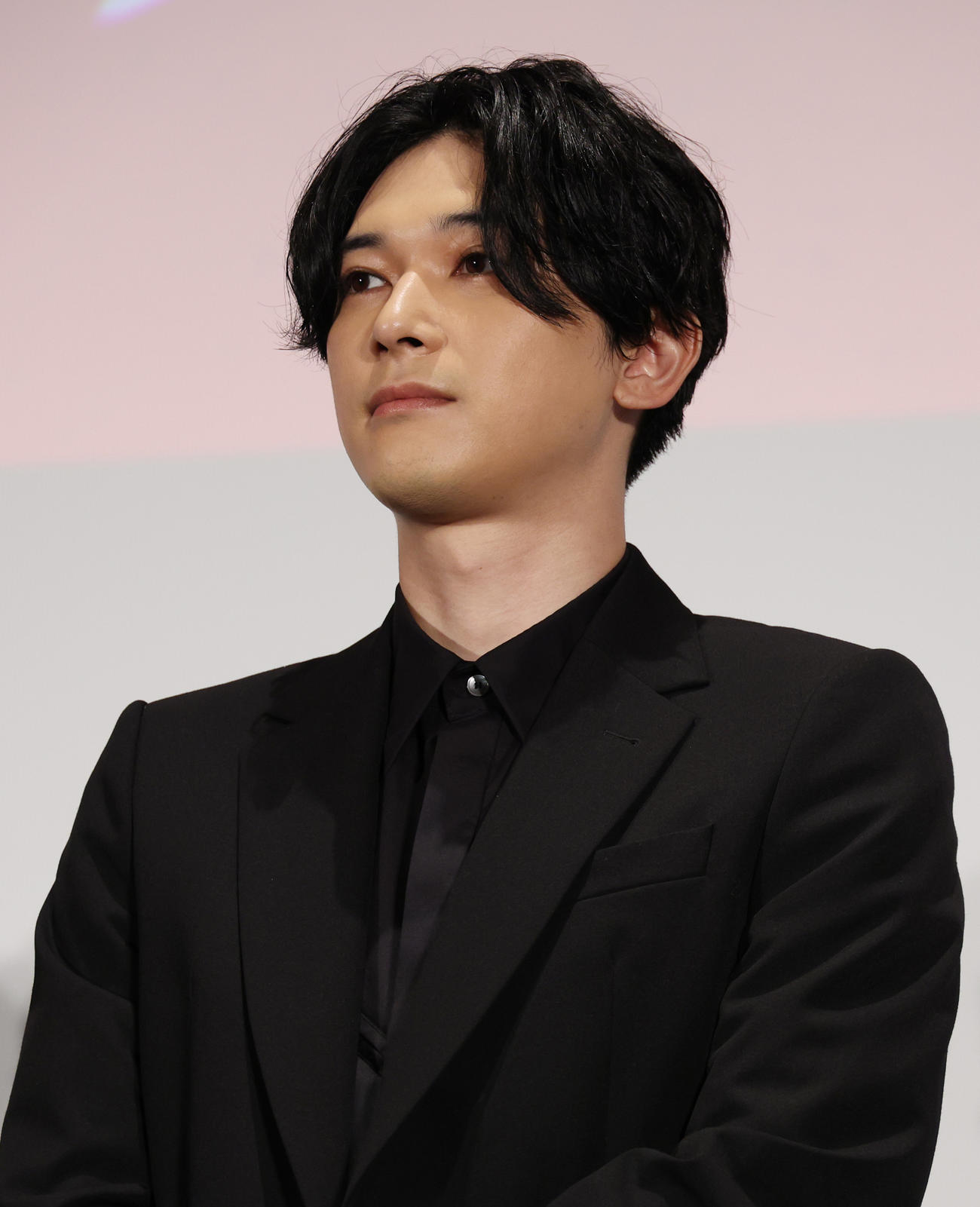 映画「東京リベンジャーズ2」公開記念舞台あいさつを行った吉沢亮（撮影・中島郁夫）