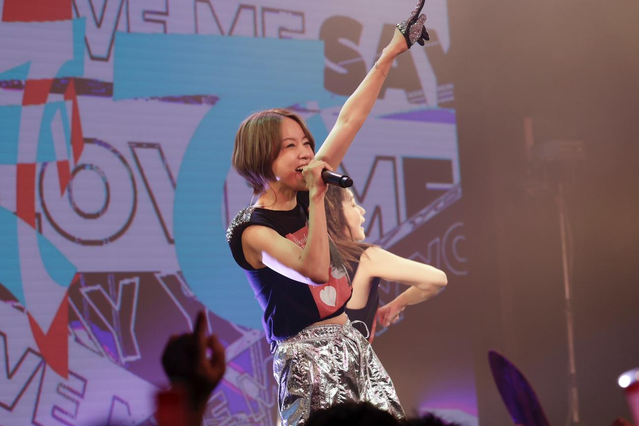 デビュー25周年ライブ「Ami Suzuki 25th Anniversary Live～Let’s Party～」を開催した鈴木亜美