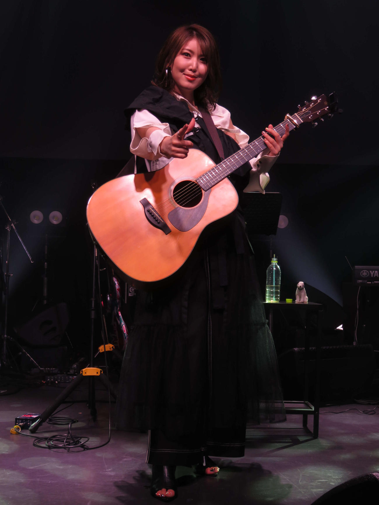 メジャーデビュー5周年記念ライブ「渋谷のオカユ」で新曲「渋谷のマリア」を歌い終え笑顔の、おかゆ（撮影・村上幸将）