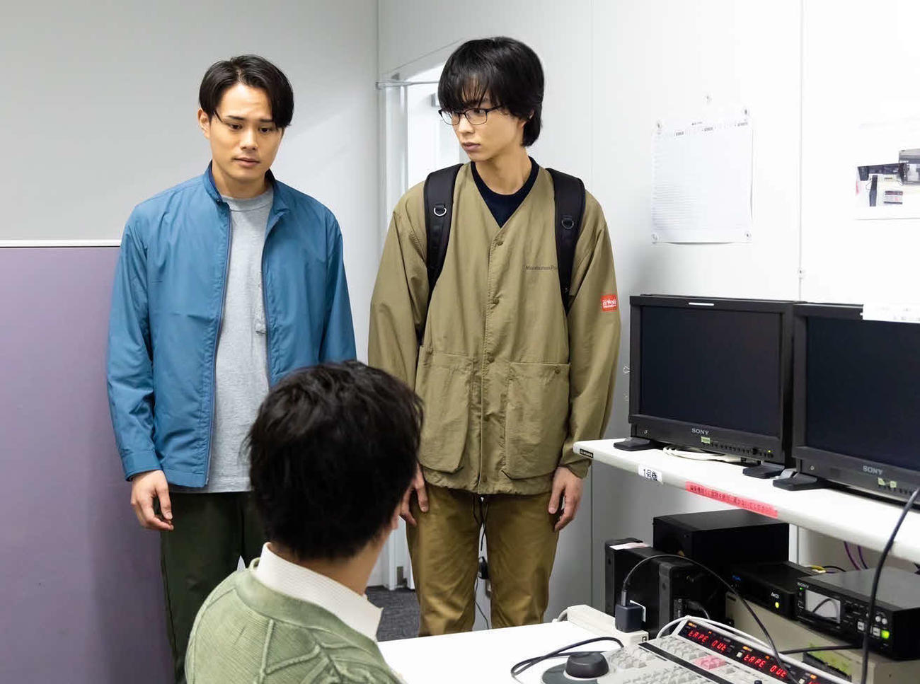 テレビ東京系ドラマ「さらば、佳き日」第4話の場面写真。鈴木仁（右）と近藤雄介