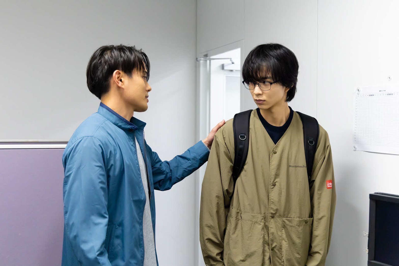 テレビ東京系ドラマ「さらば、佳き日」第4話の場面写真。鈴木仁（右）と近藤雄介