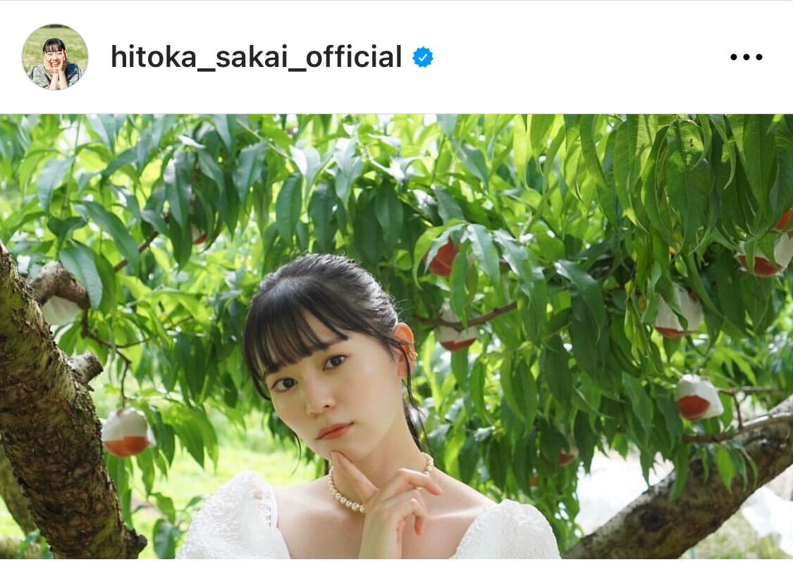 もも狩りに出かけた様子を公開した超ときめき宣伝部の坂井仁香（坂井仁香のインスタグラムから）