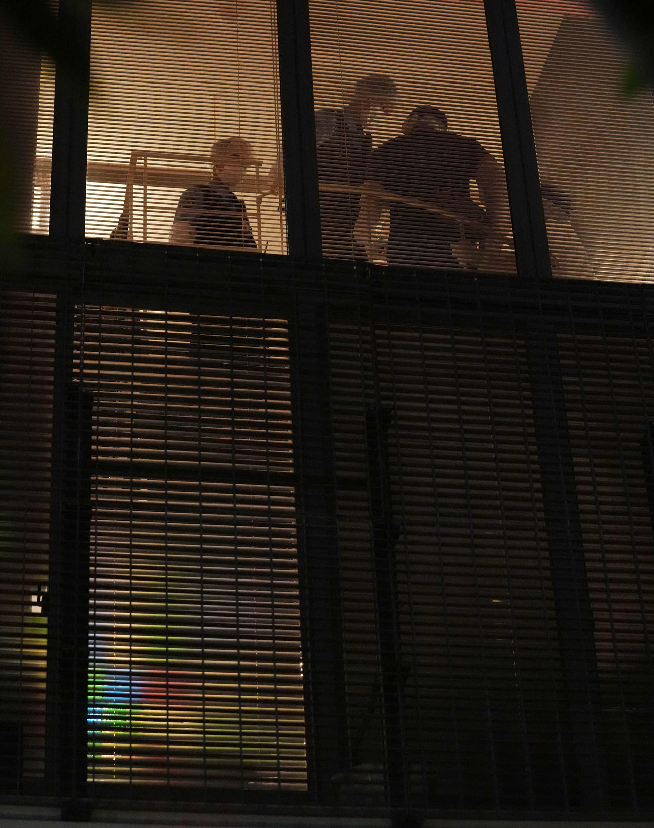 ryuchellさんが亡くなったと思われる部屋では警察による現場検証が行われていた