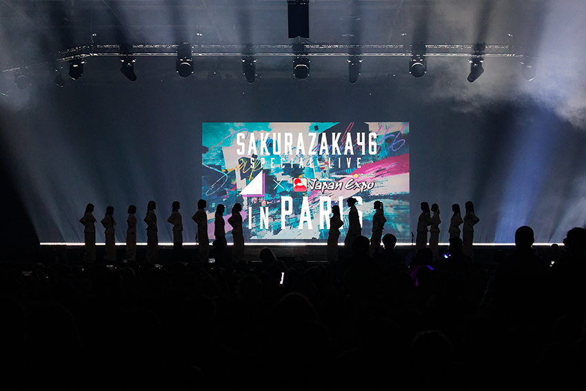 パリで初の海外公演を行った櫻坂46（撮影・KASONO TAKAMURA）