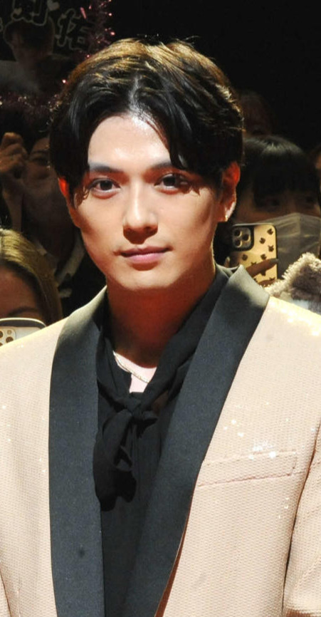 新田真剣佑