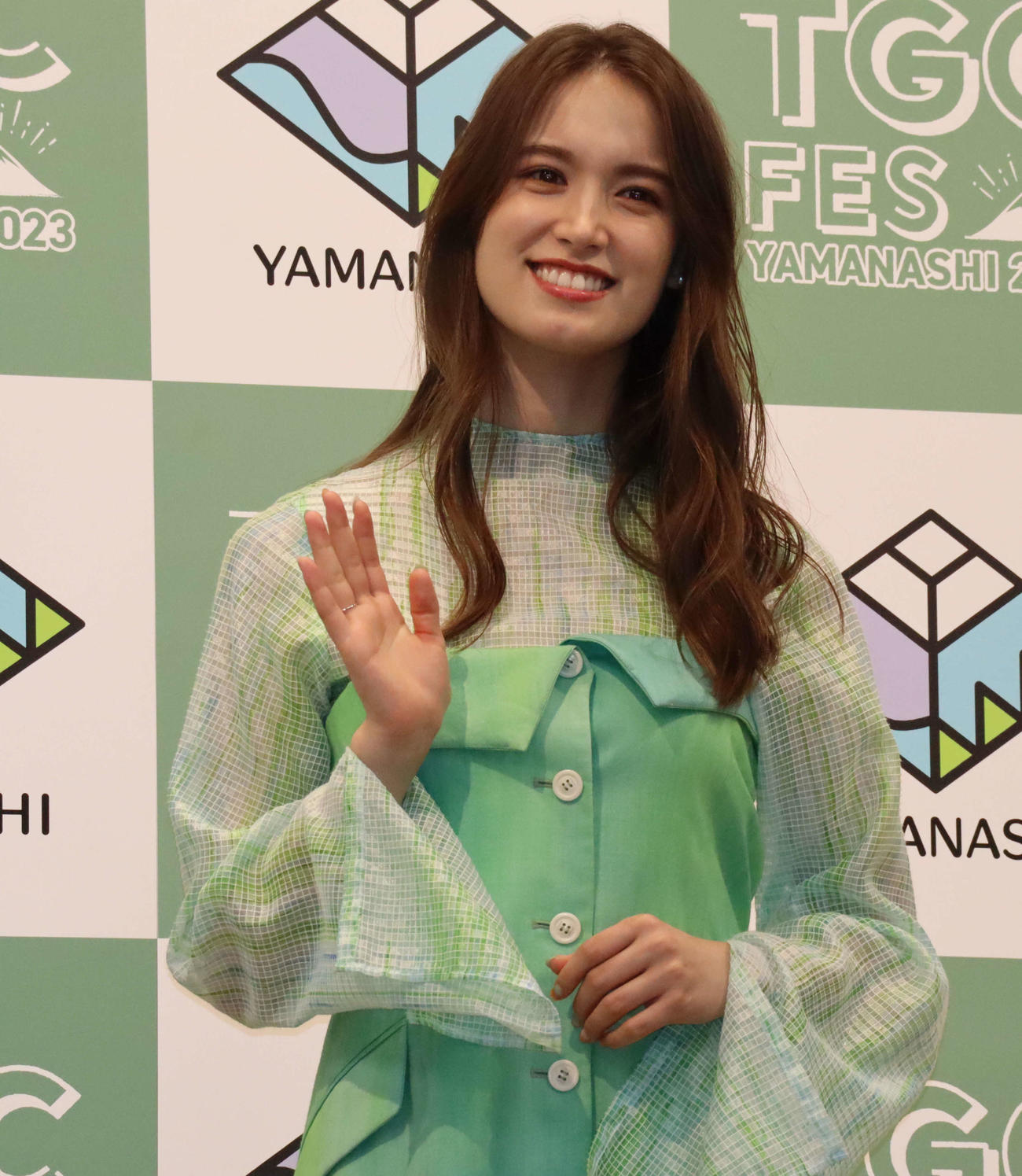 「TGC FES YAMANASHI2023」の記者発表会に出席したトラウデン直美