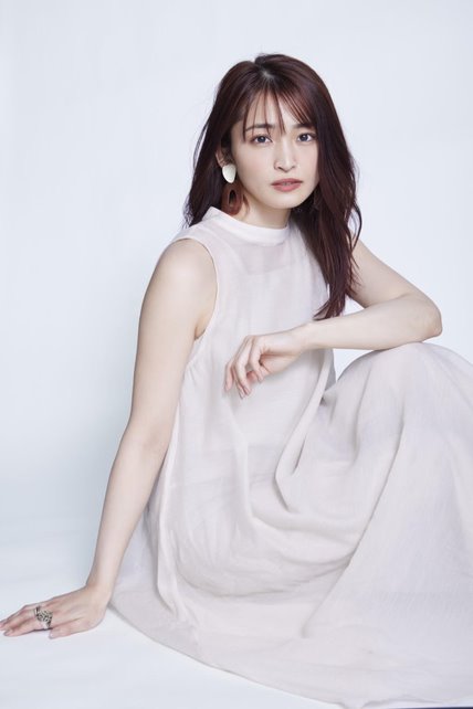TOKYO MX新月曜ドラマ「その結婚、正気ですか？」で主演を務める岡本玲