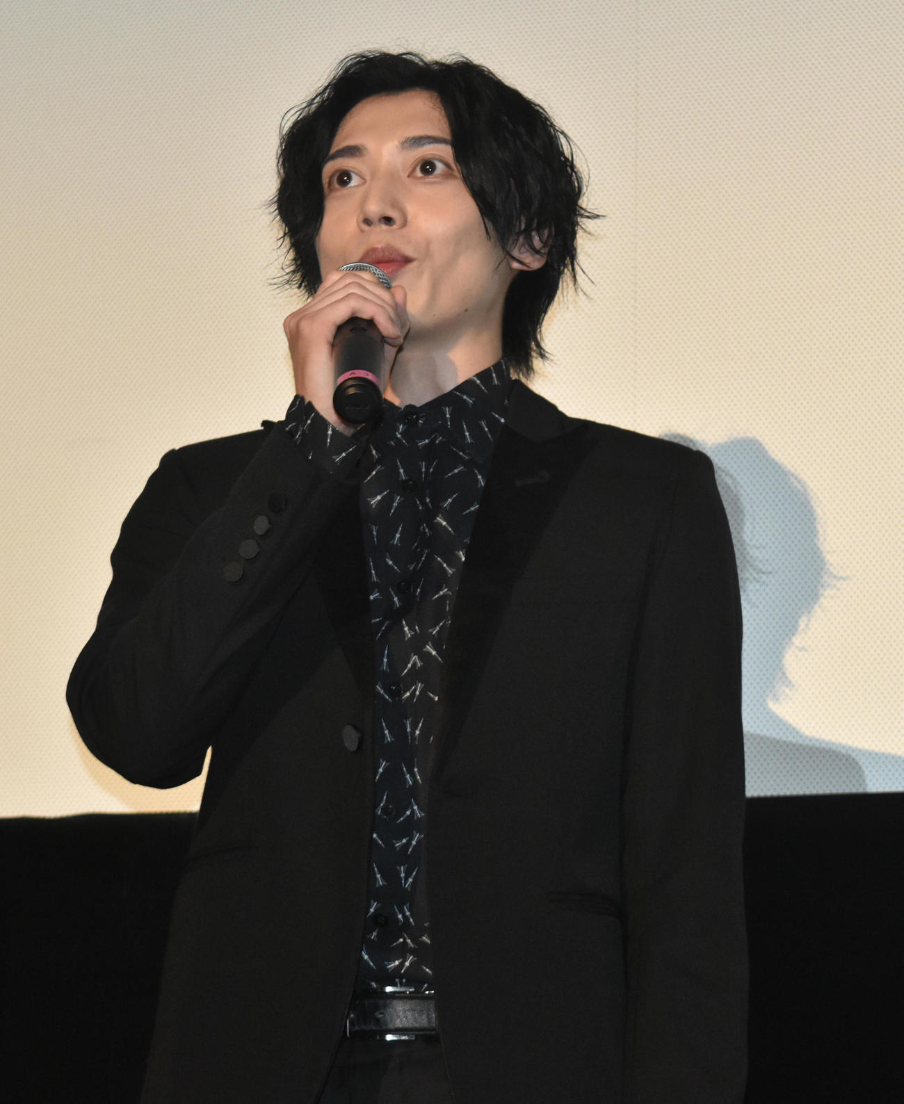 映画「パラダイス／半島」公開記念舞台あいさつに登壇した染谷俊之