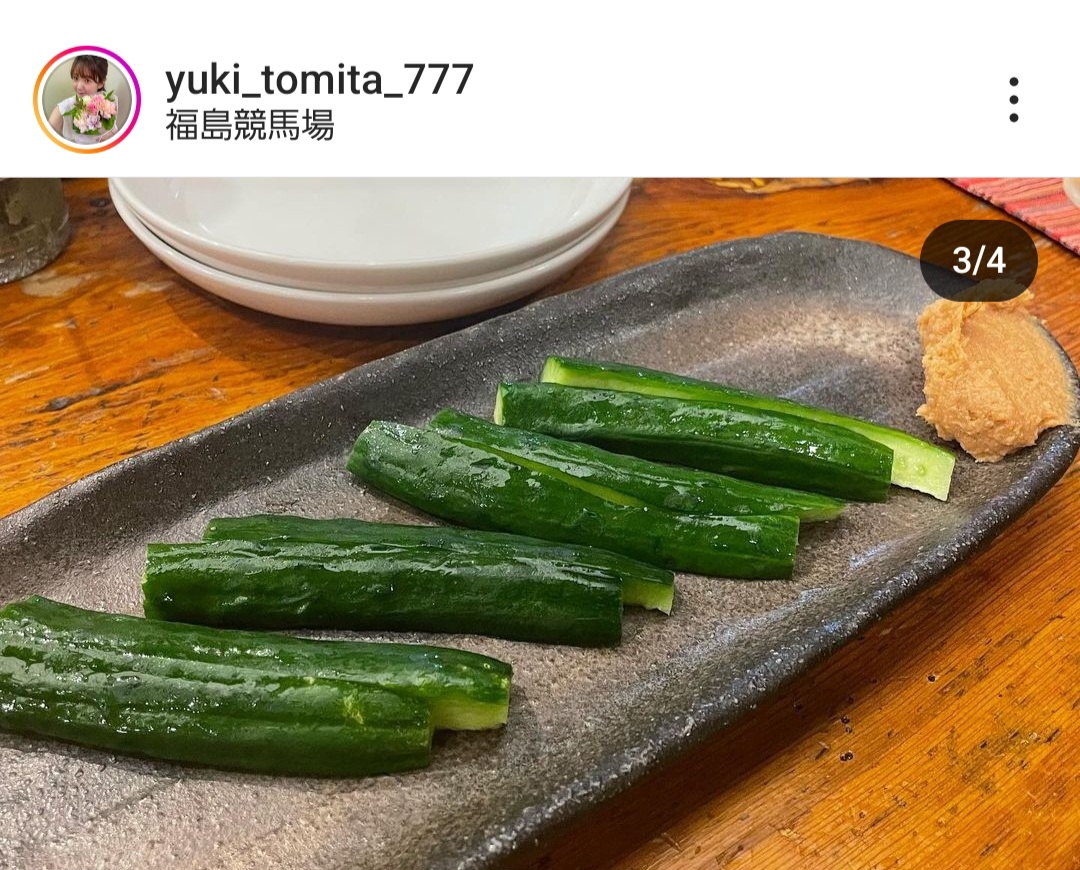 冨田有紀のインスタグラムから