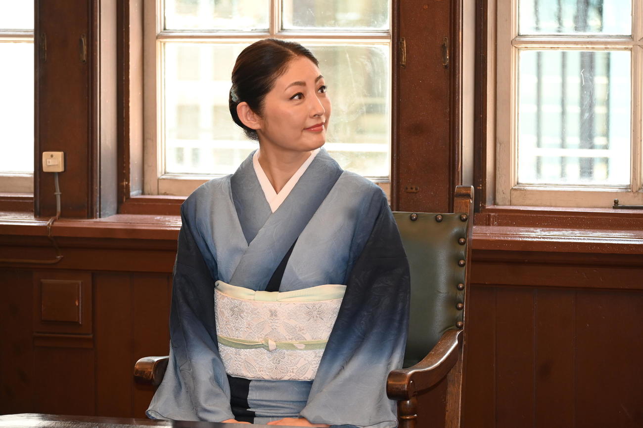 京都府庁旧本館カフェ「salon de 1904」のプレオープンイベントに出席した常盤貴子（撮影・松浦隆司）