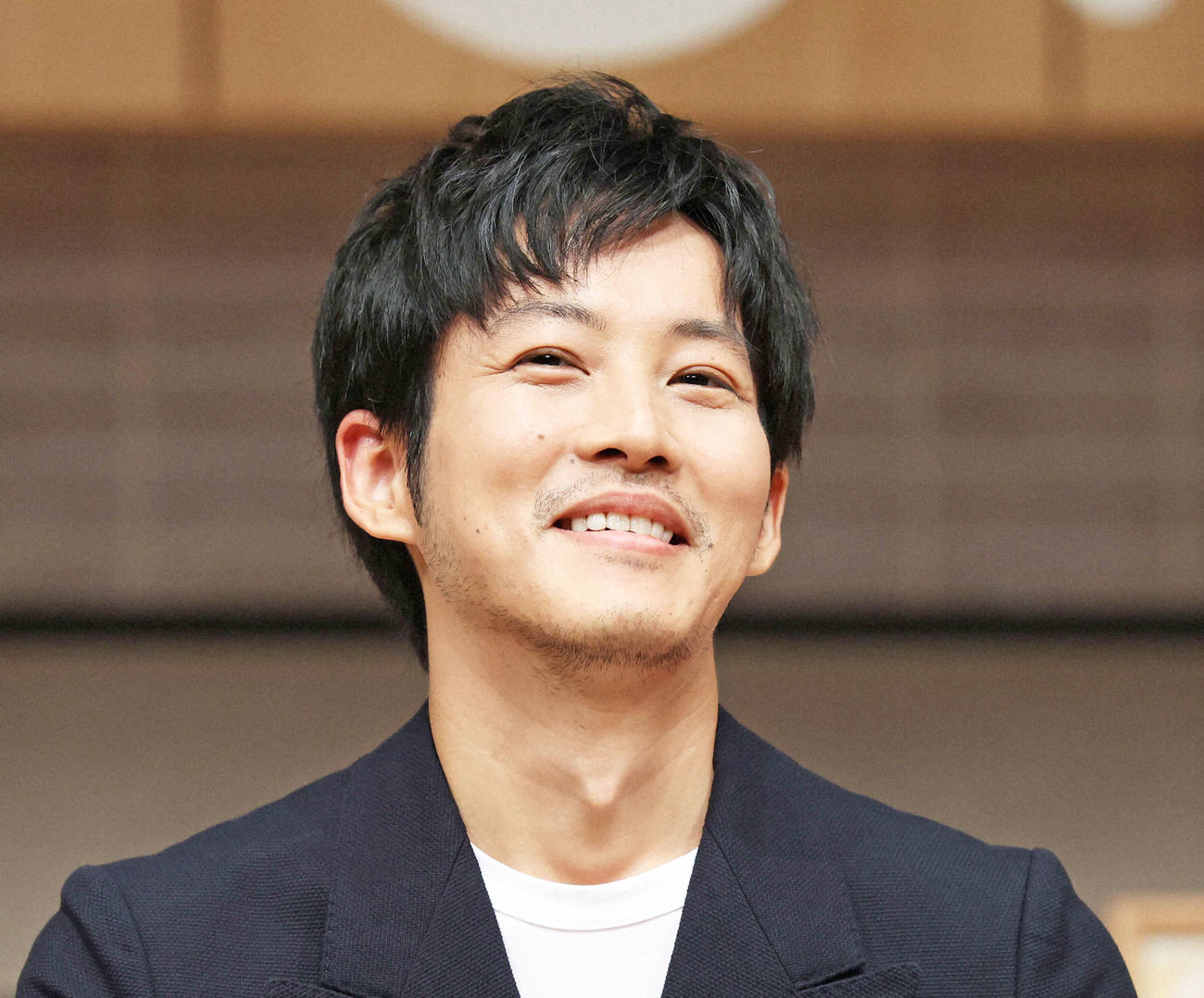 松坂桃李（2023年6月撮影）