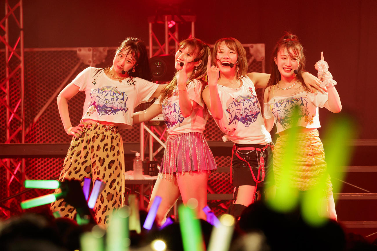 ユニット「だんさぶる」公演に出演した（左から）加藤夕夏、石田優美、小嶋花梨、川上千尋（C）Showtitle