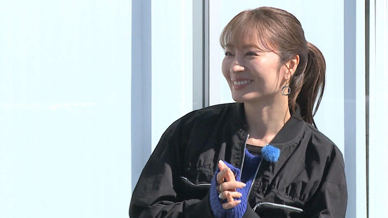おぎやはぎにジープ愛を語る新山千春