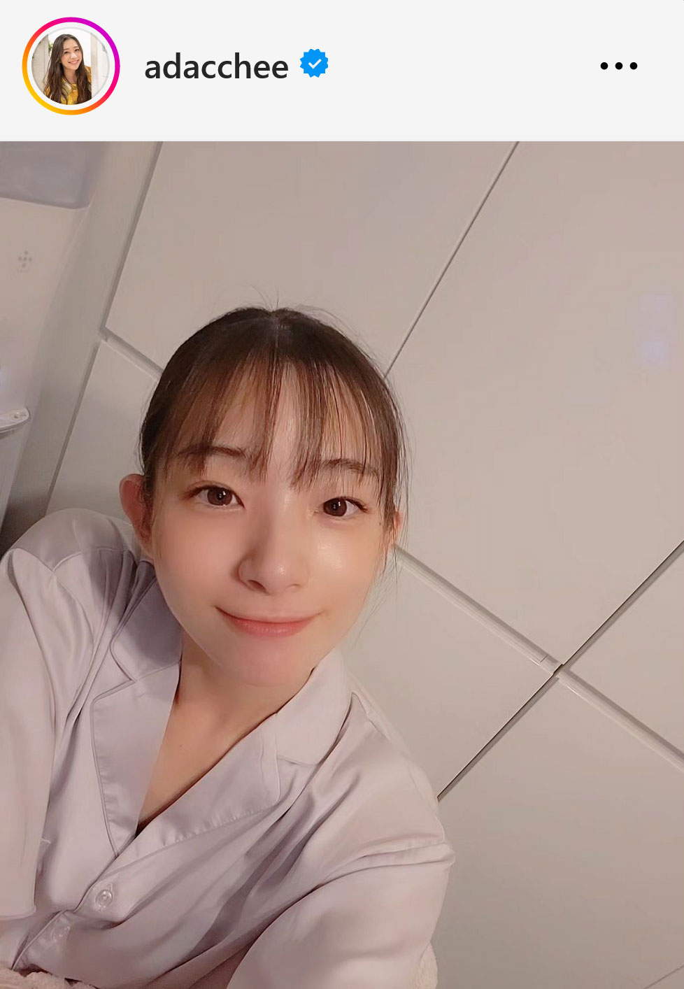 足立梨花インスタグラムから