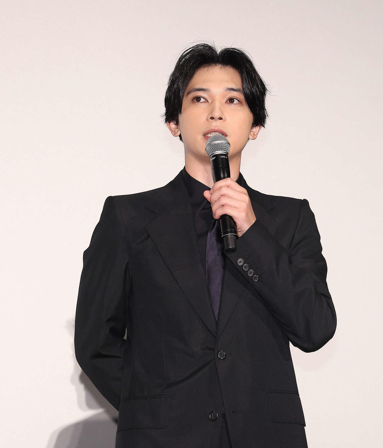 映画「キングダム　運命の炎」初日舞台あいさつに臨む吉沢亮（撮影・河田真司）