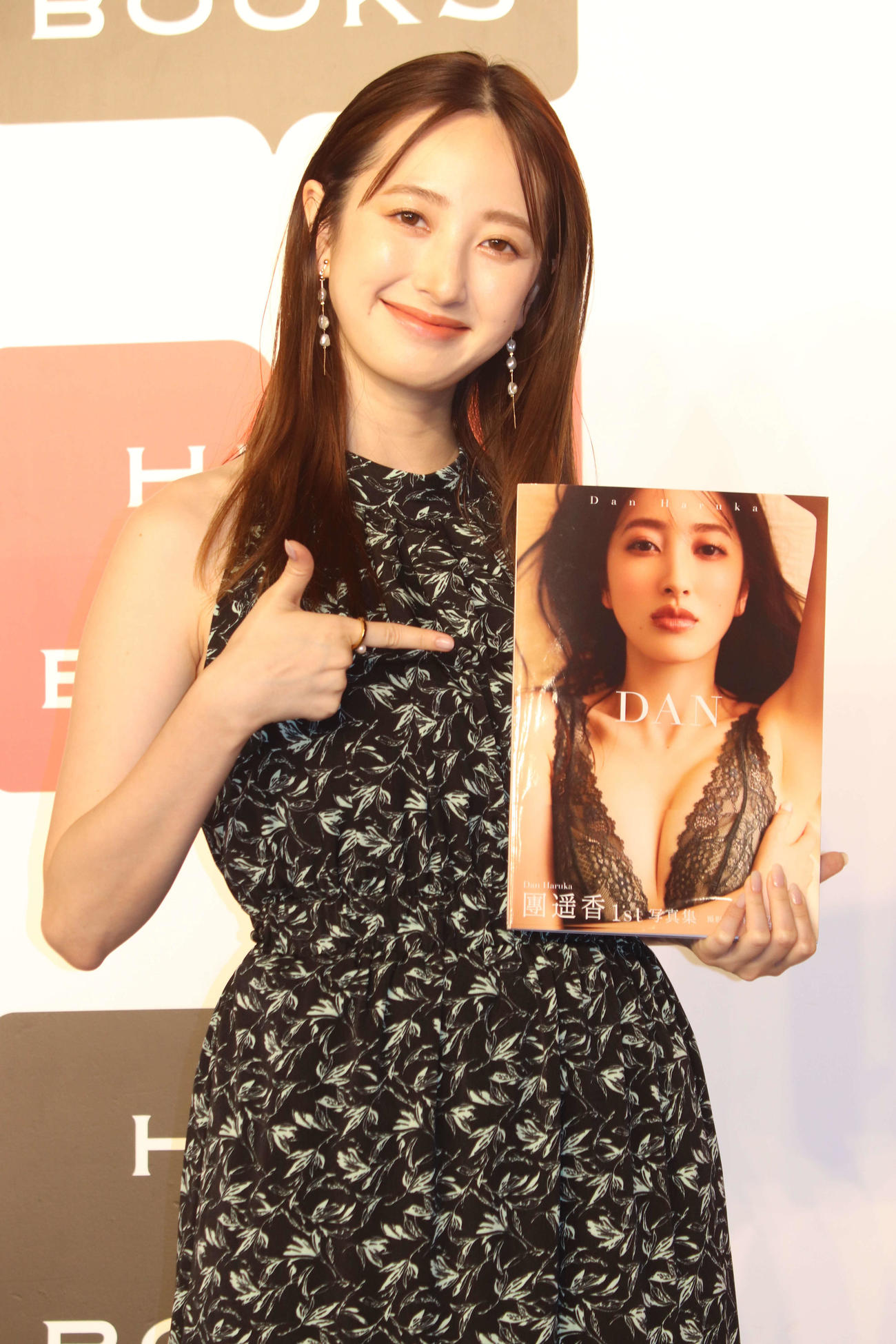 ファースト写真集「DAN」発売記念会見に登壇した團遥香（撮影・加藤理沙）