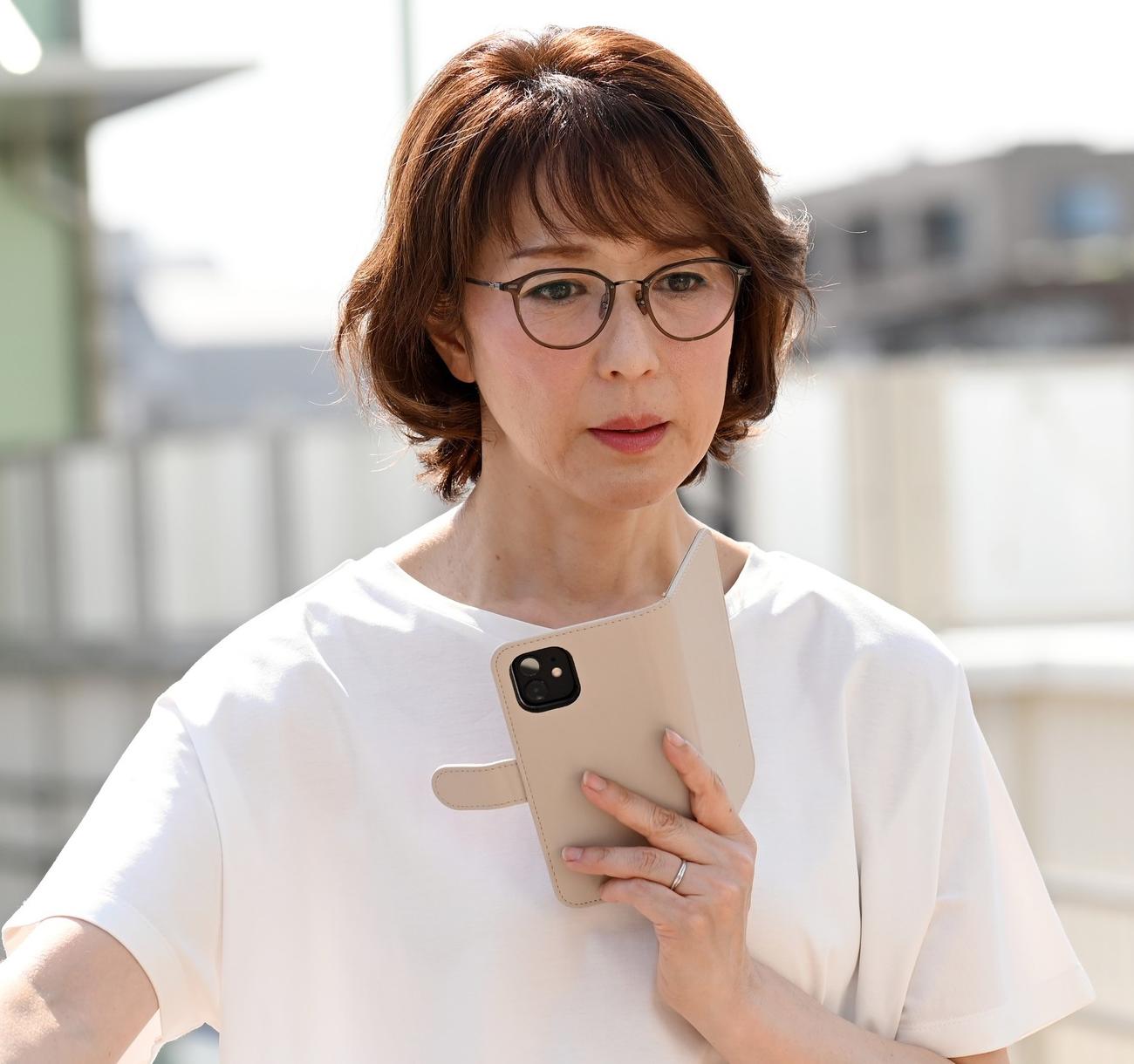 「この素晴らしき世界」に出演する若村麻由美（C）フジテレビ