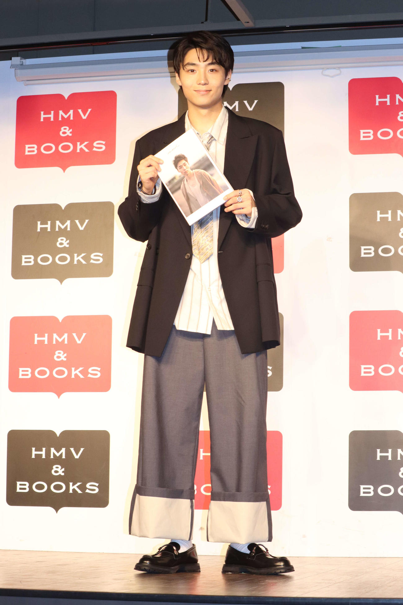 ファースト写真集「record」発売記念イベントに登壇した八村倫太郎（撮影・加藤理沙）