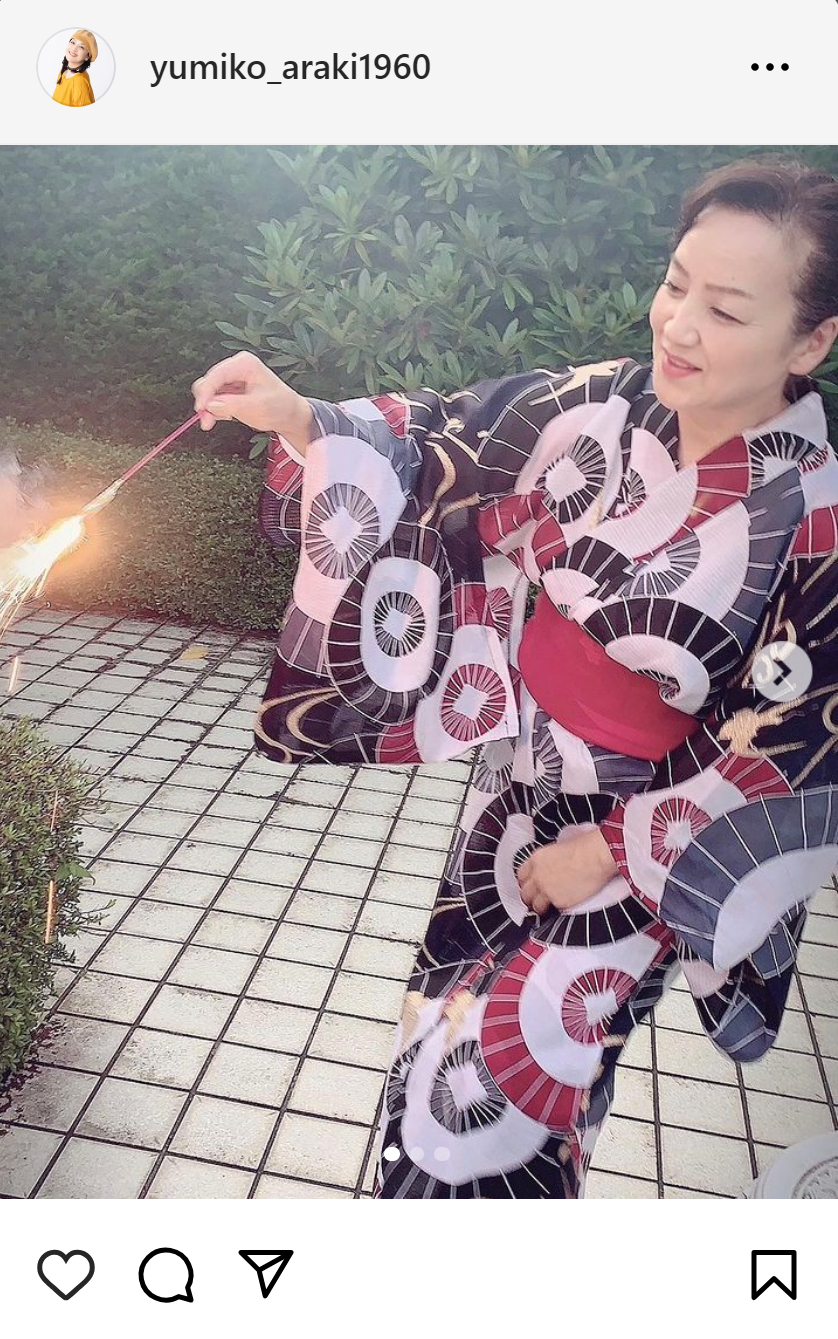 荒木由美子のインスタグラムから