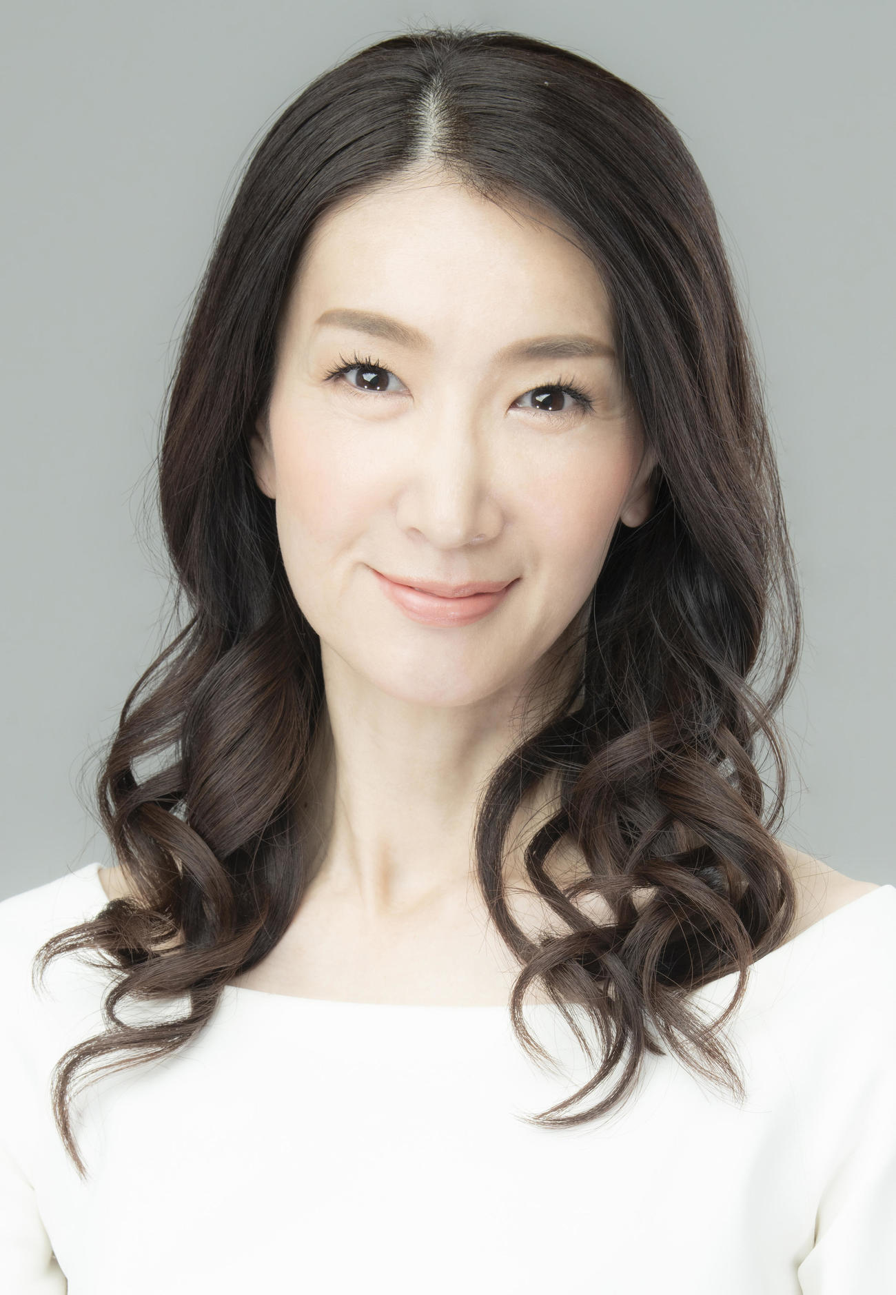 ミュージカル「シェルブールの雨傘」に出演する春野寿美礼