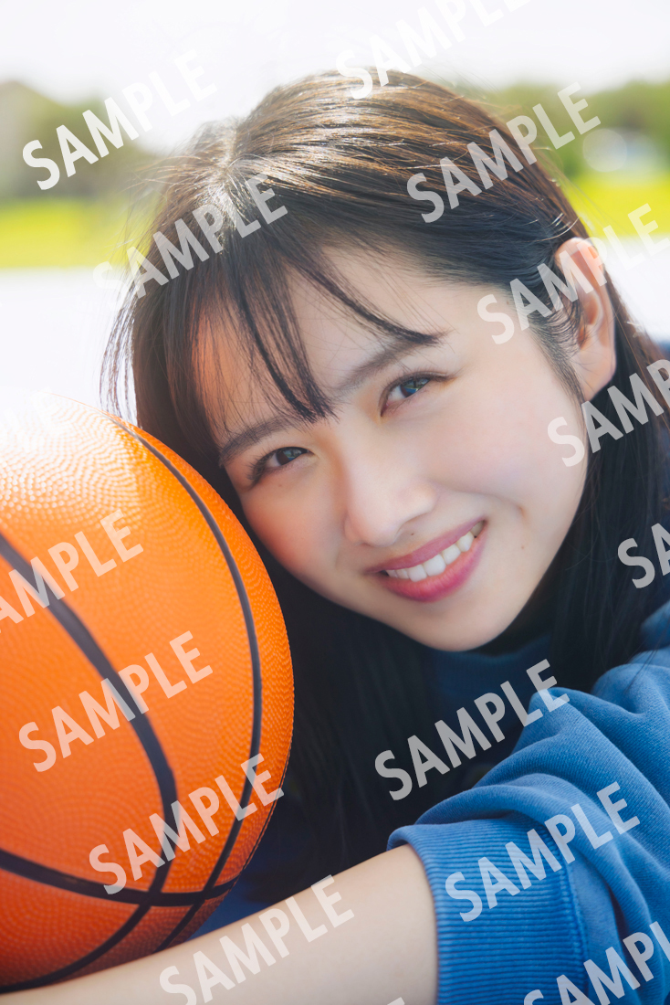 日向坂46上村ひなのファースト写真「そのままで」の特典ポストカード