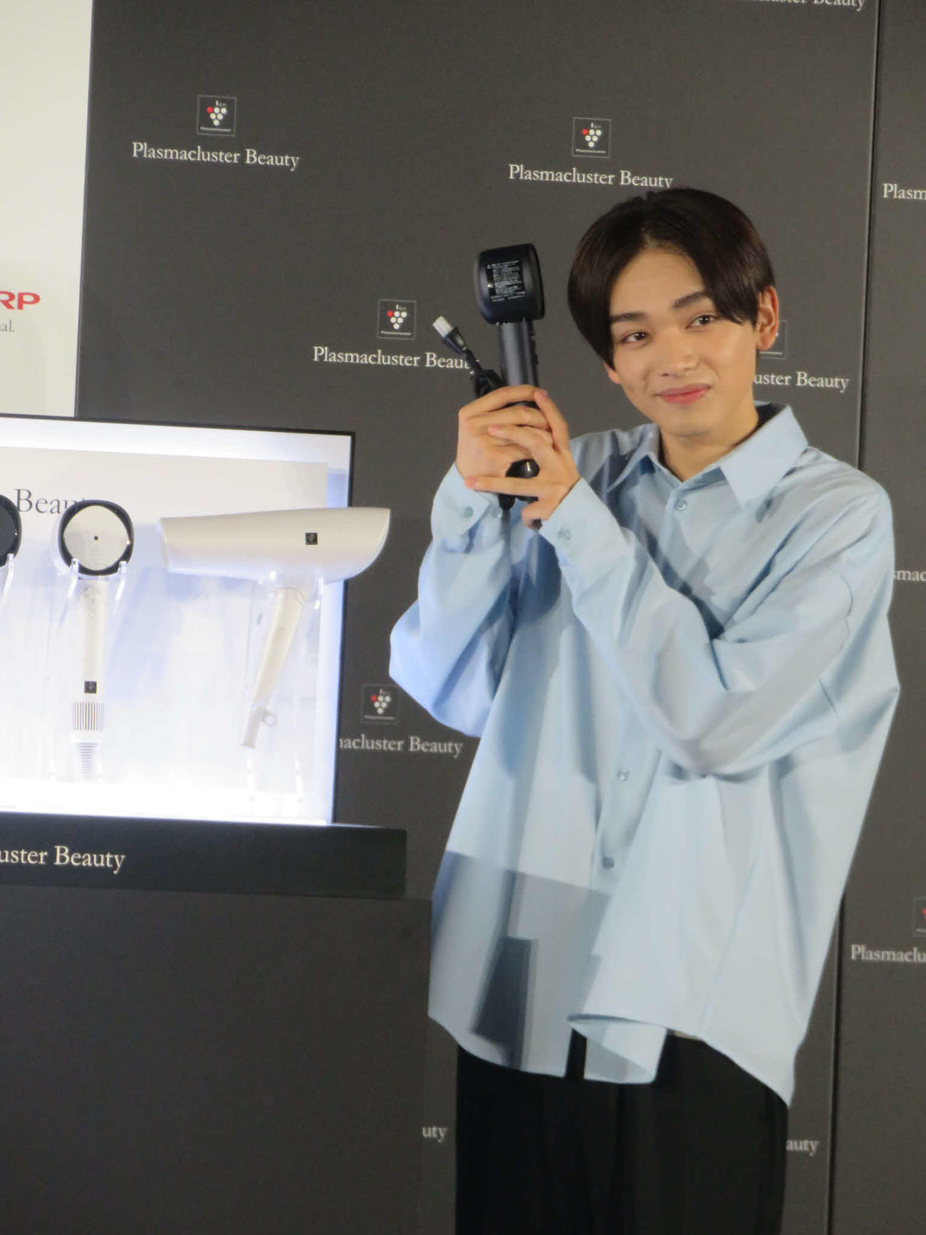 シャープ「プラズマクラスタードライヤー」新製品発表会見に出席した宮世琉弥