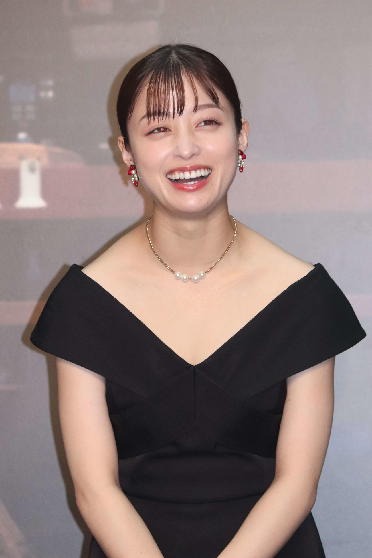 橋本環奈、W主演の重岡大毅に「闇落ちした空気感にびっくり」映画「禁じられた遊び」完成披露 - シネマ写真ニュース : 日刊スポーツ